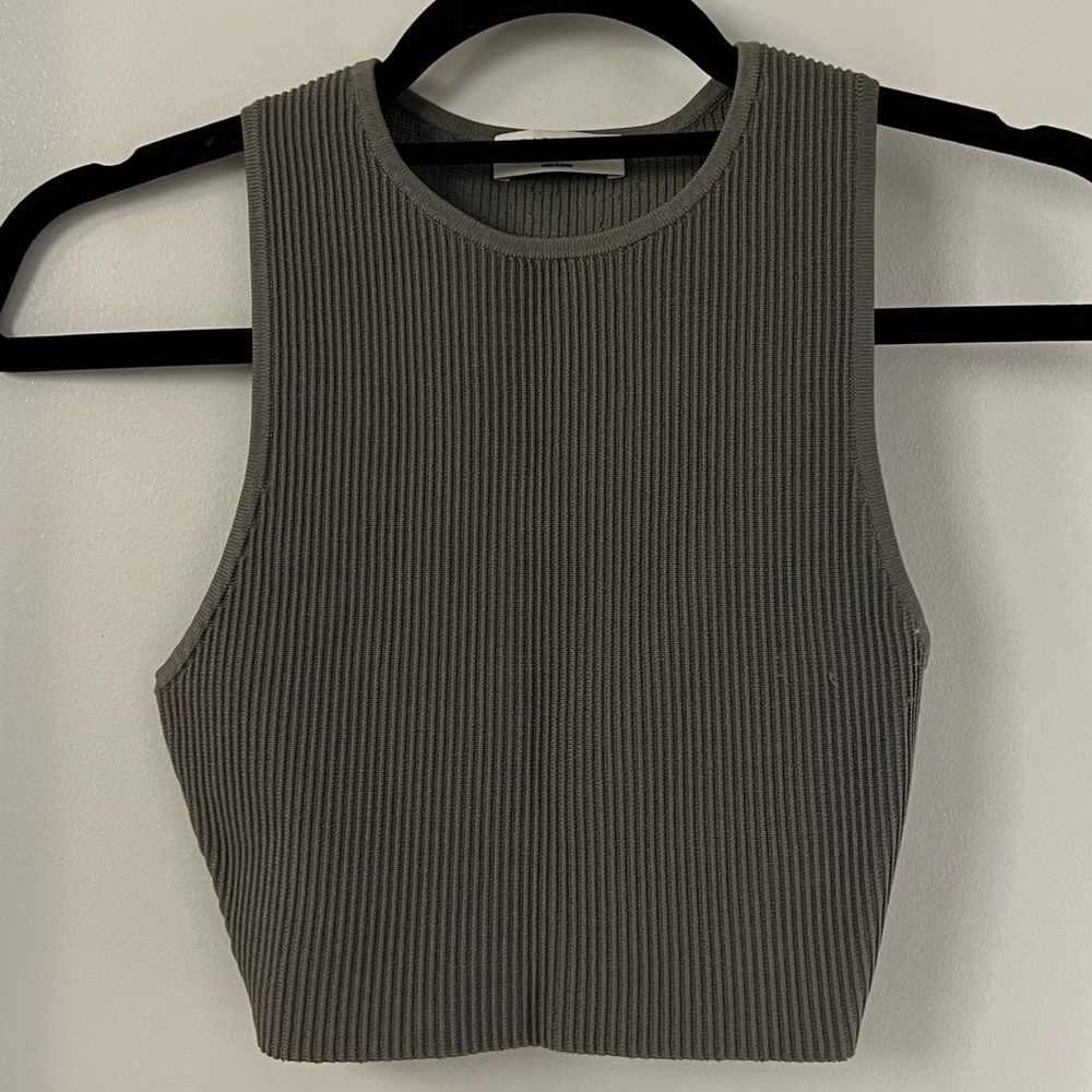 Aritzia Babaton Sculpt Knit Racer Cropped Tank